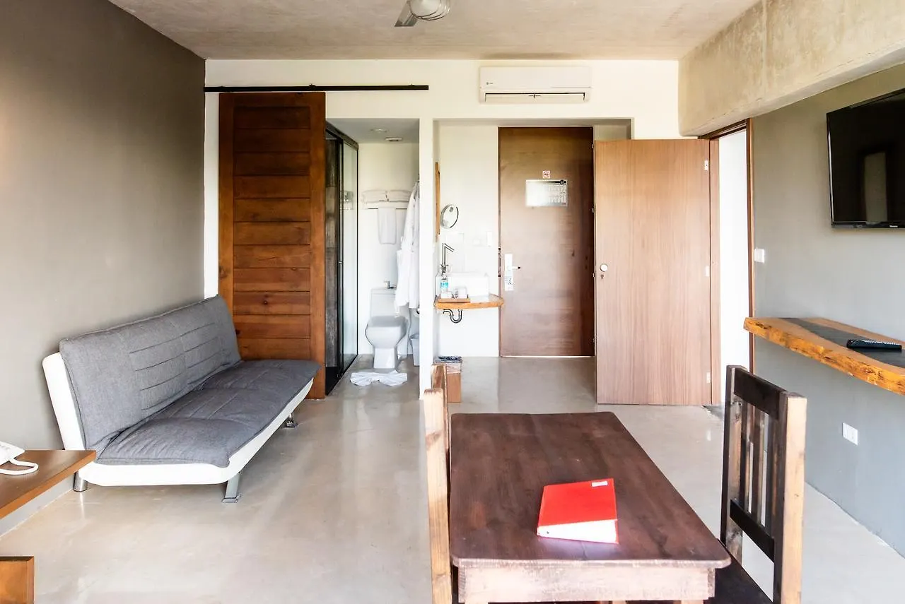Hotel 52 Плая-дель-Кармен