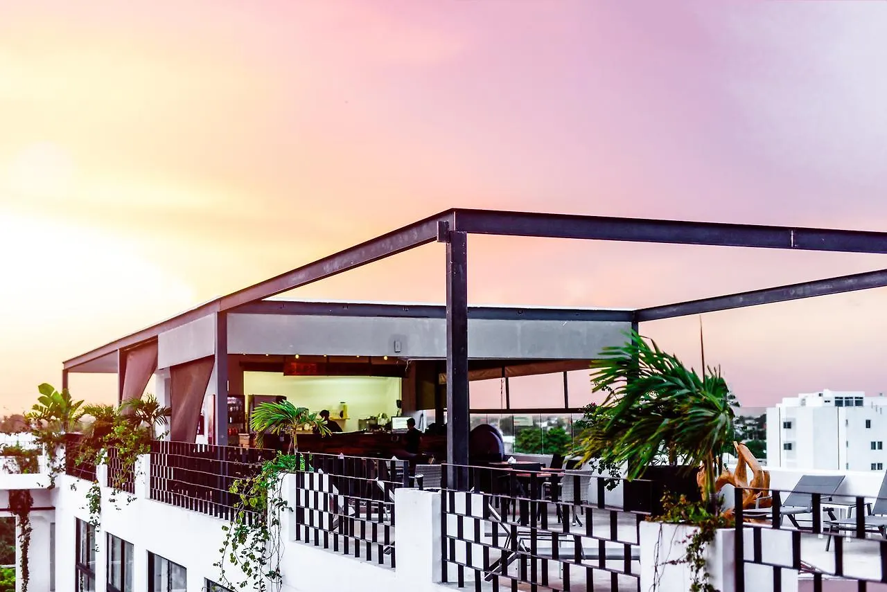 Hotel 52 Плая-дель-Кармен