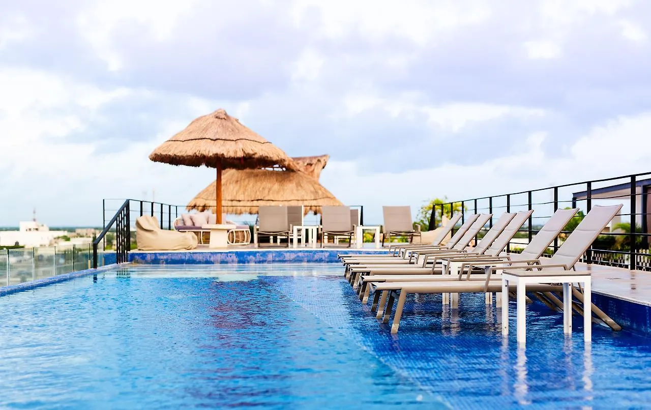 Hotel 52 Playa Del Carmen